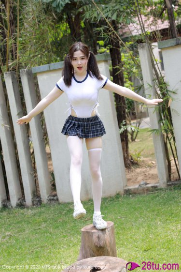 唇唇欲动